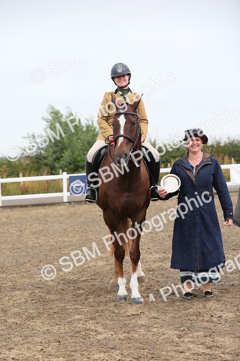 SBM_21391 - Class 805 - Ridden Veteran Horse