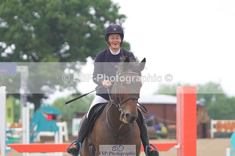 231017A-161318-07837 - Cls 31 Snr 1m Derby