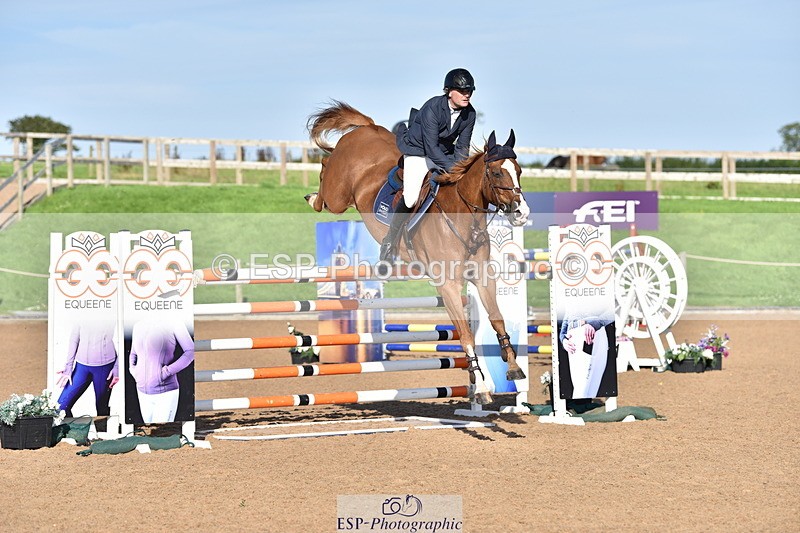 230811A-174314-07243 - Cls 25Nat 1.40m Open