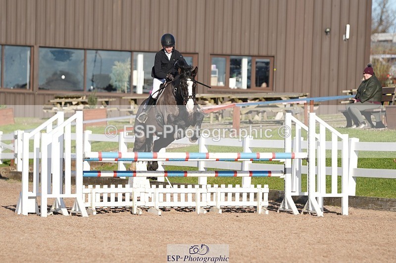 251130-131624-01217 - Cls 15 - 17 Children on Horses