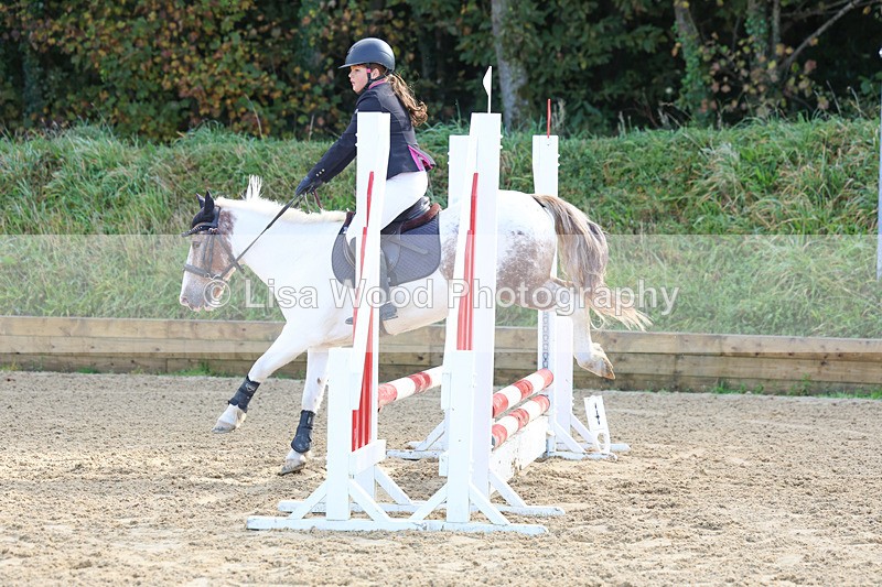 3E7A3011 - Class 4: 60cm Junior