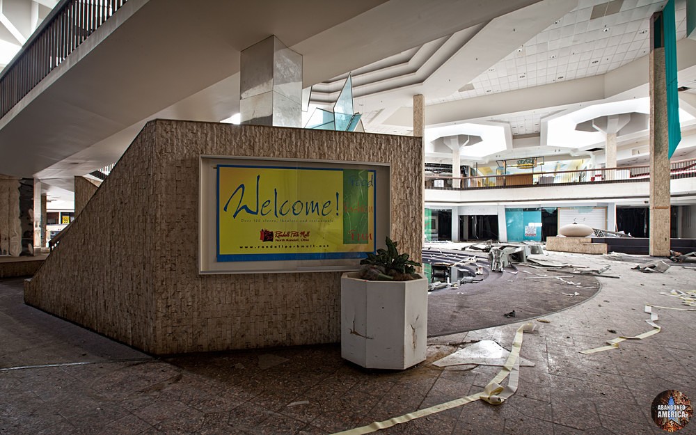 Randall Park Mall (North Randall, OH) | Welcome! Food Fashion Fun - Randall Park Mall