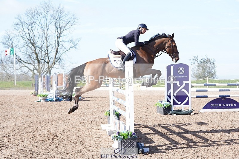 250330-101112-05940 - Cls 25 Snr 1.20m