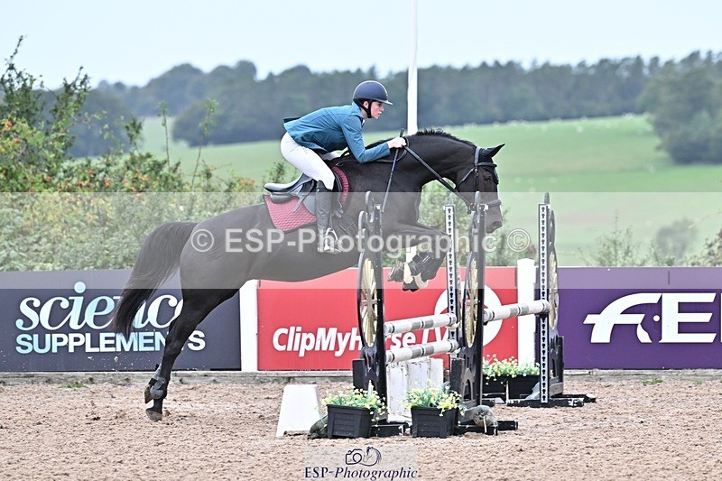 250914-094306-08240 - Cls 32 Snr British Novice and 90cm Open