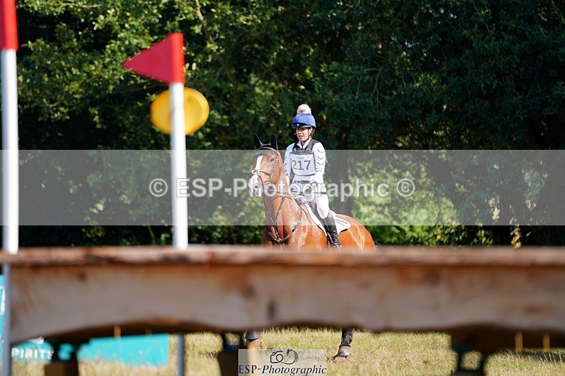 250802A-164040-08027 - E-217-Scarlett.Jones-RINGFORT.PATRON.SAINT