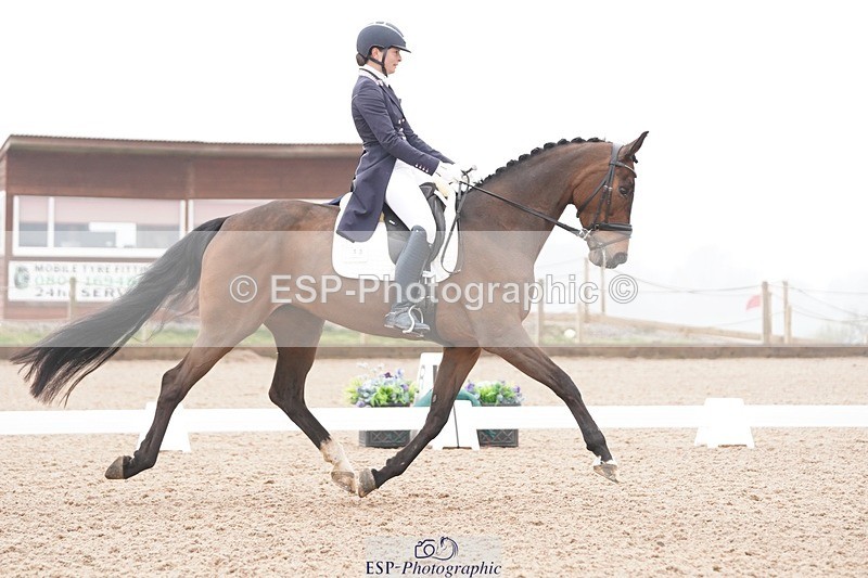 250404-095732-04158 - 013-Chloe.Dawes-Danibelle.Delicious