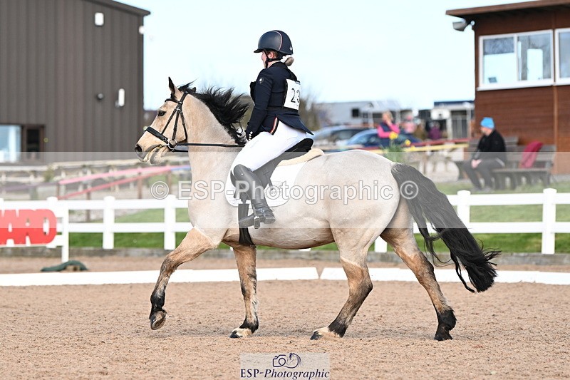 240324A-134702-03746 - Novice 27, 12.30 to 13.50