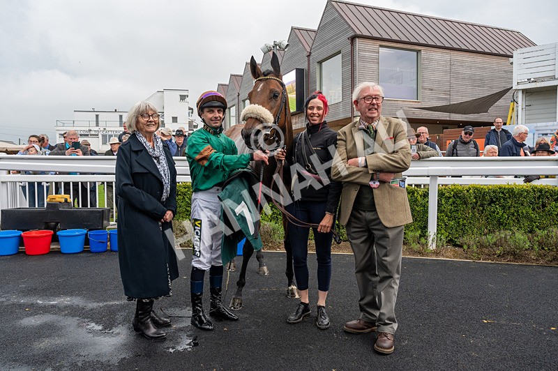 230425-Race 2-Military Girl-3183 - Race 2