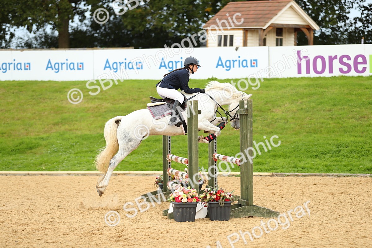 SBM_76114 - J19 - Junior 90cm Supreme Championship