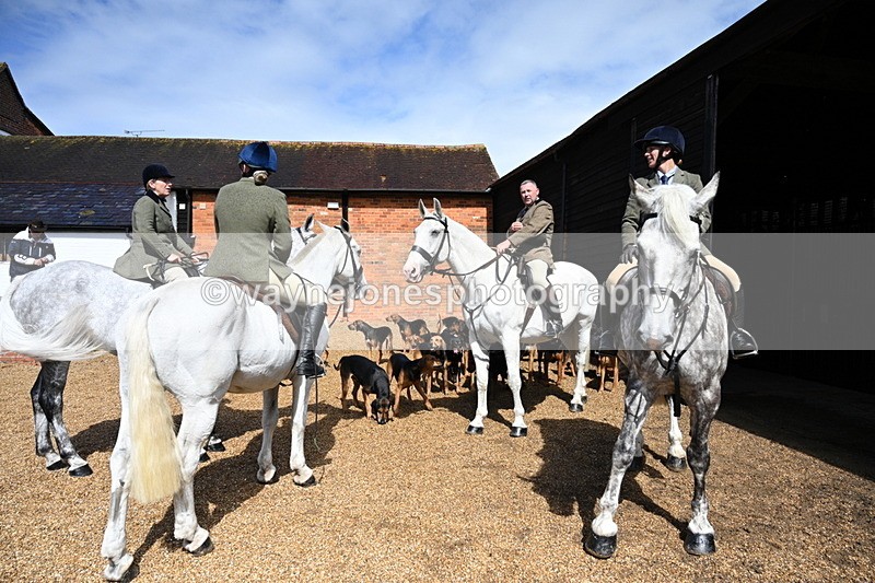 WJ7_7069 - Berks & Bucks at Blandy’s Farm 31-08-25