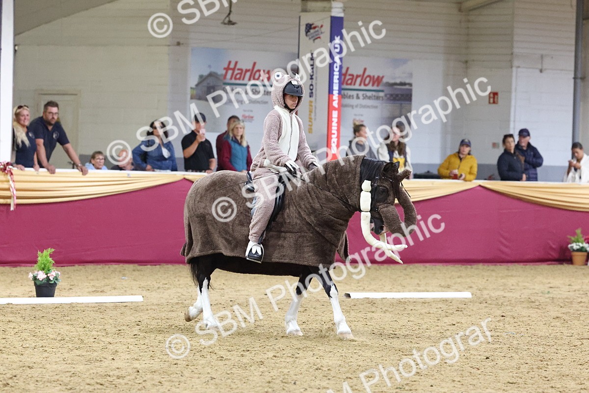 SBM_09882 - Class 52 Strictly Fancy Dress-Age
