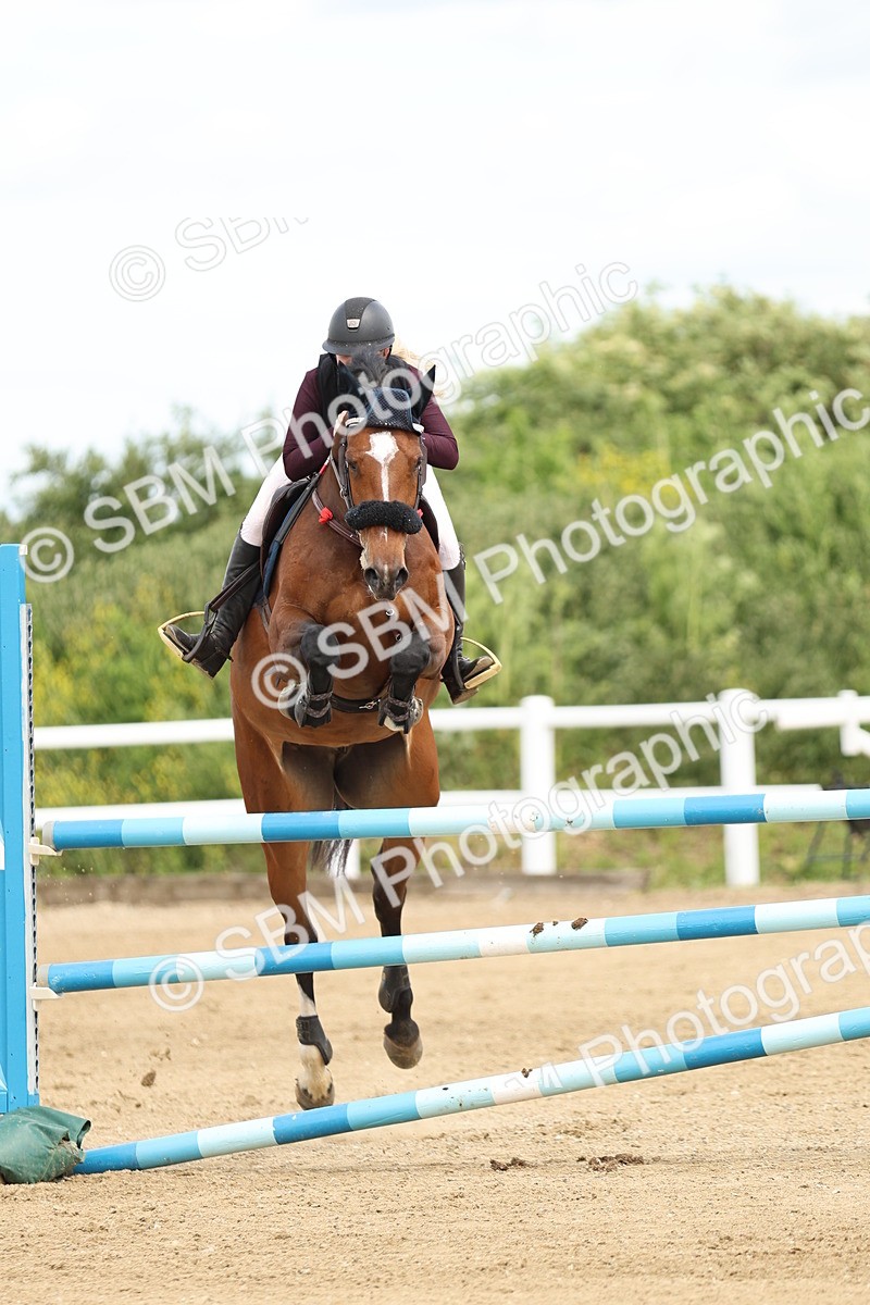SBM_000928 - Class 4 - Senior Newcomers - 1.10m