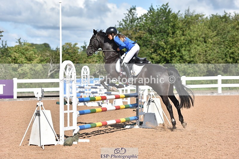 230806A-101742-01208 - Cls 16 Snr British Novice & 90cm Open