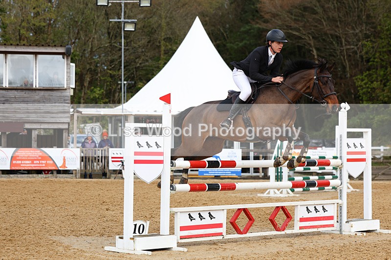 3E7A1969 - Class 7: Senior Newcomers/1.10m open