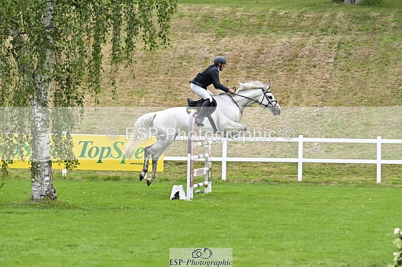 250613A-131612-02136 - Cls 3 Snr Foxhunter