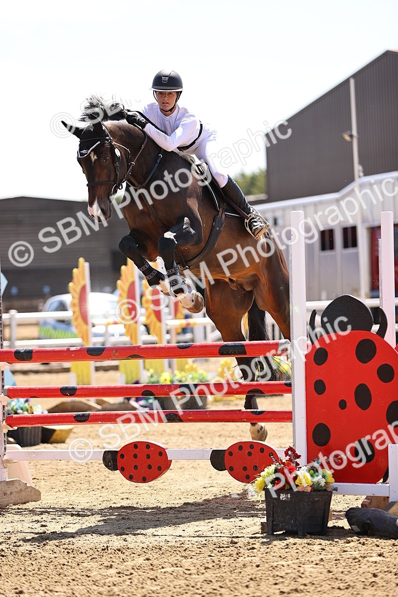 SBM_010009 - Class 9 - Senior Foxhunter - 1.20m Open
