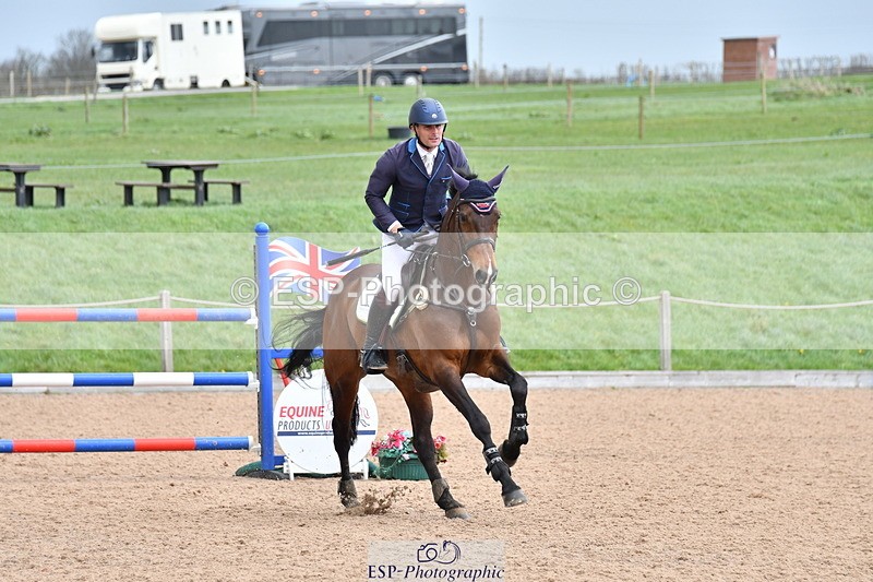 240315A-132300-01173 - Cls 4 Snr 1.20m Open