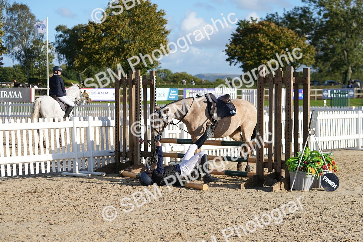 SBM_53621 - J8 - Junior Pony 65cm Championship