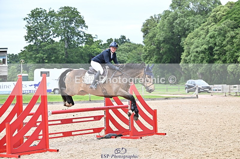 250613A-140116-01809 - Cls 12 95cm Amateur Quali