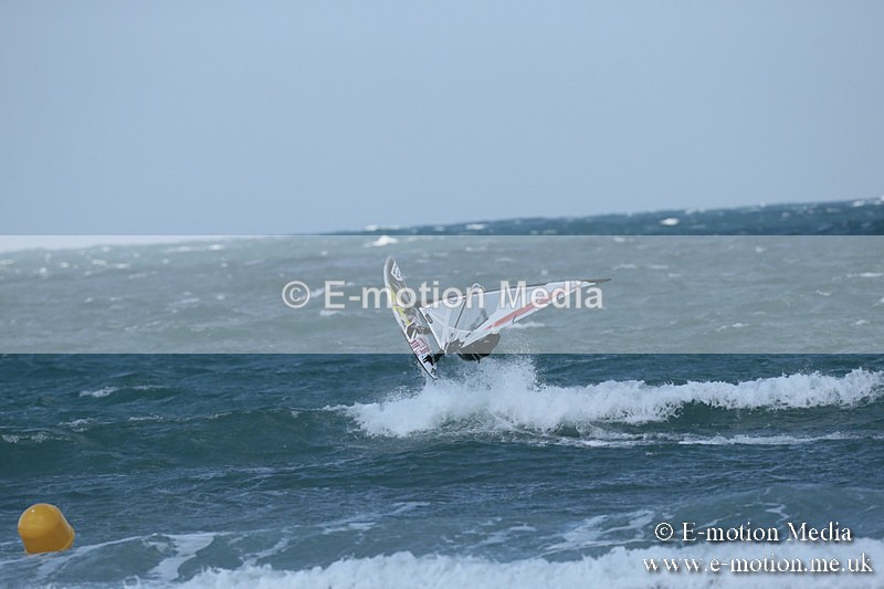 WS 020413-208 - Windsurfing