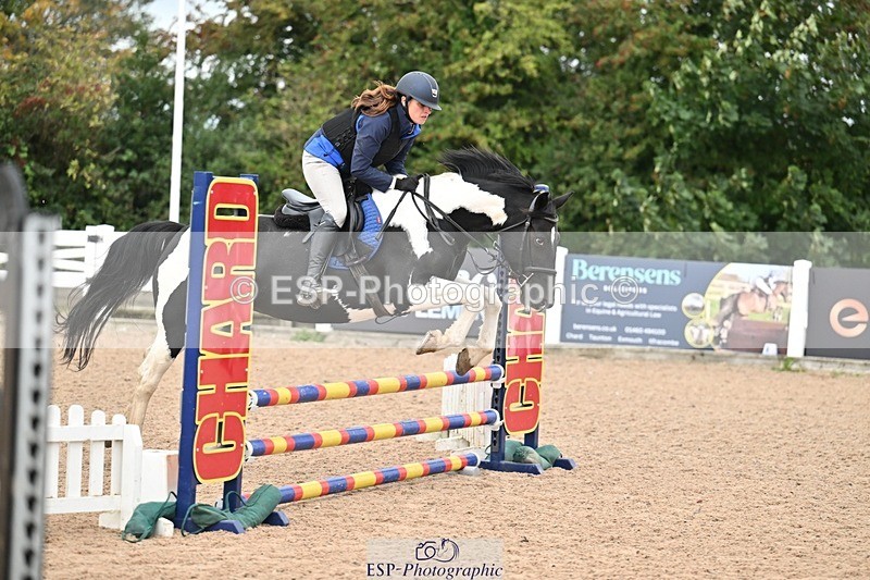 250920-100004-00075 - Cls 20+21 Club and Schools 60cm