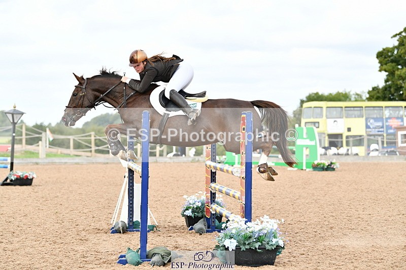 240915A-113258-09721 - Cls 27 Snr 1.05m & 1.10m GP