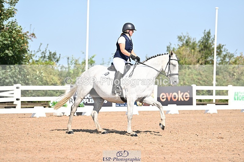 250816-104041-03173 - 099-Essie.BarkerBloody.Nora