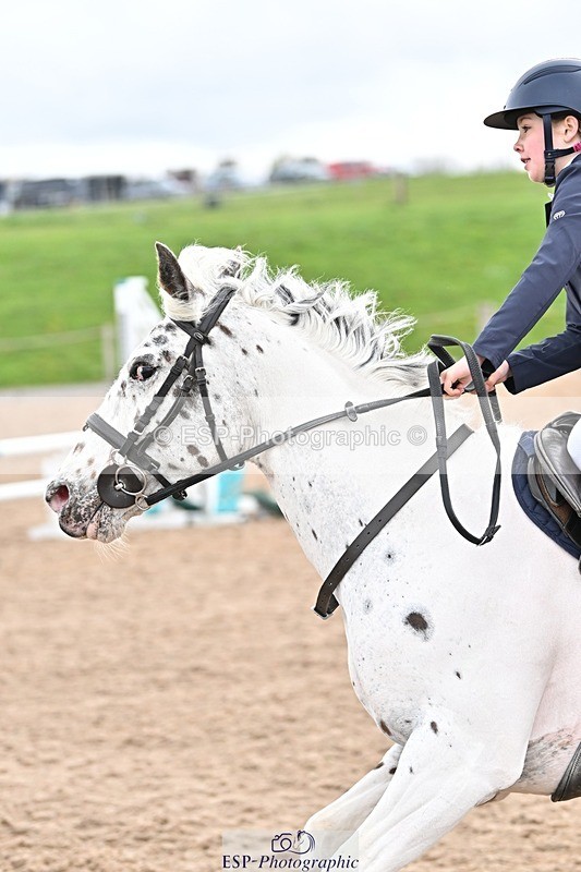 250414-105218-00282 - 80cm Round 1