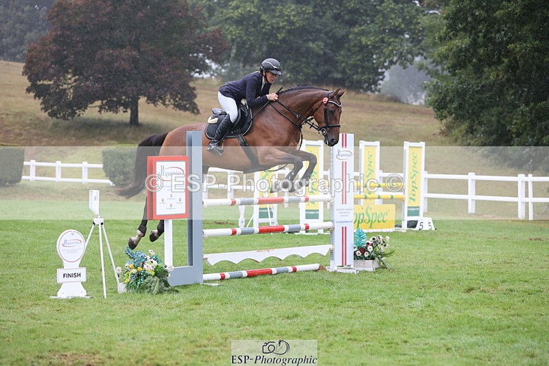 250830A-141115-06907 - Cls 16 Snr Newcomers and 1.10m Open