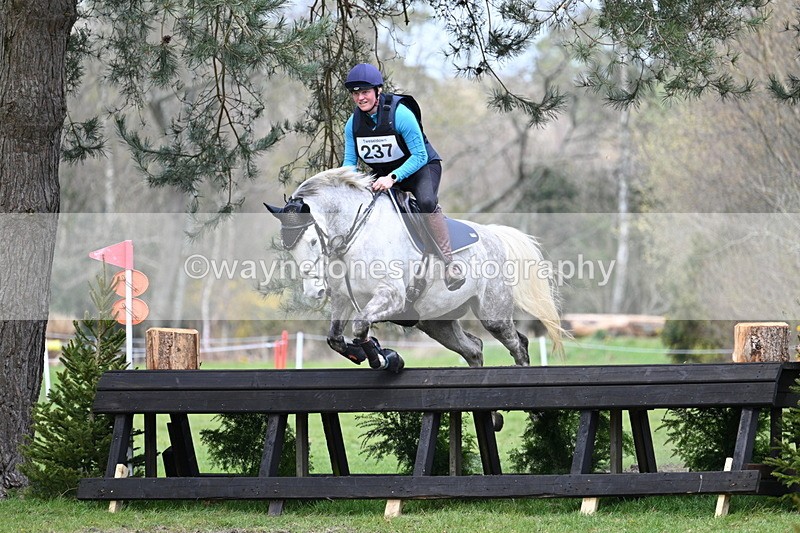 WJ7_2327 - Time 14:03 to 14:36