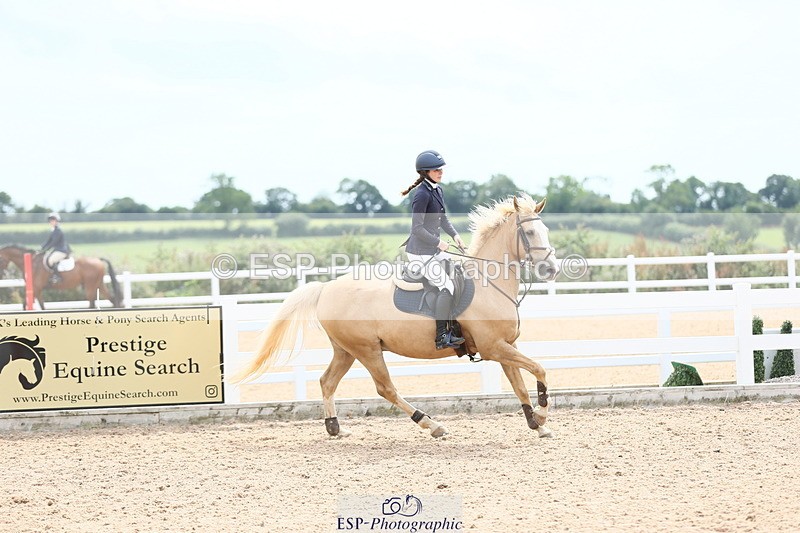 230716A-145850-04127 - Class 25a Pony Fox & 1.10 Open