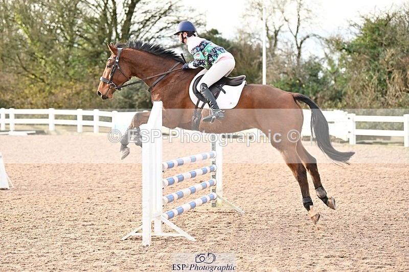 241206-095105-00101 - Cls 2 British Novice and 90cm Open