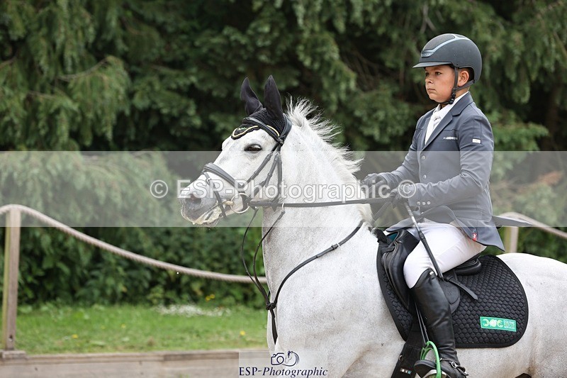 230618-100437-09922 - Cls 19 Pony Intro 1m