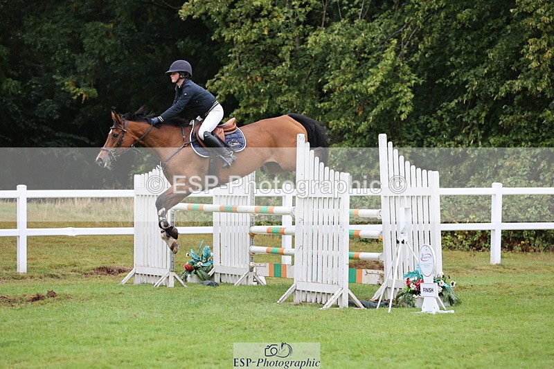 250830A-151247-07239 - Cls 16 Snr Newcomers and 1.10m Open