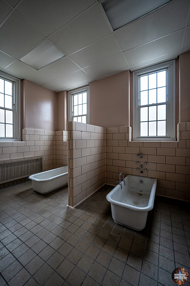 Old Ward Bathtubs | Allentown State Hospital - Allentown State Hospital