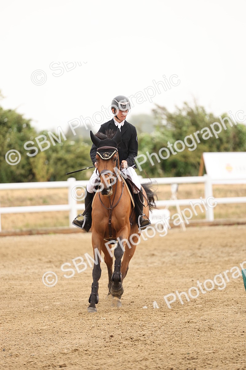 SBM_024085 - Class 6 - Senior Newcomers 1.10m