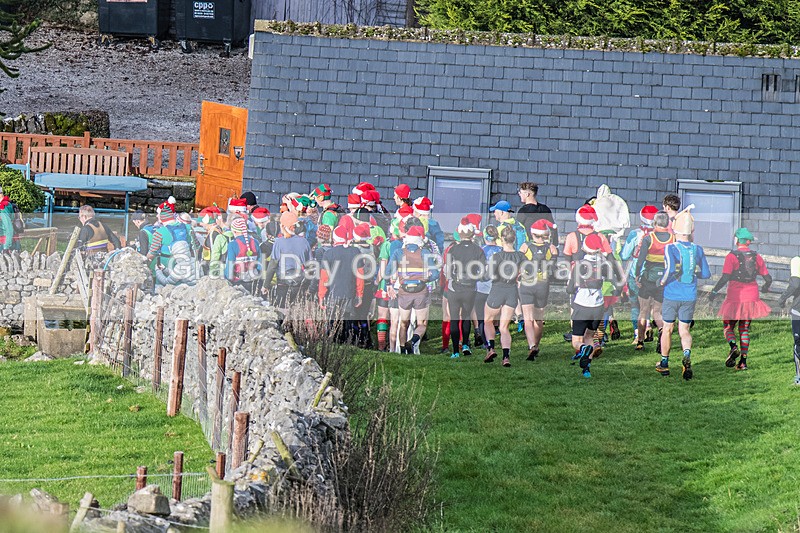 Litton-229 - Litton Christmas Cracker Fell Race (Limestone Series) Sunday 14th December 2025
