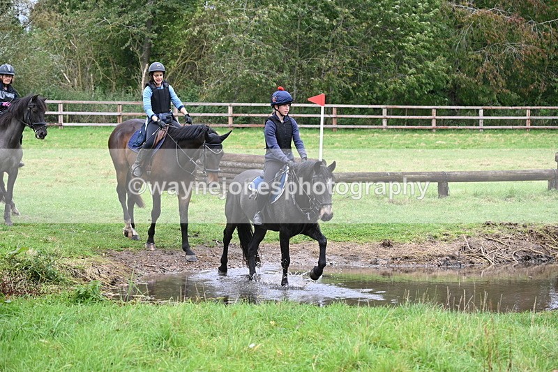 WJ6_3101 - Time at Photographer 11:01 to 11:20