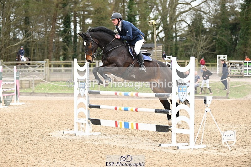 250323A-140400-04797 - Cls 24 Snr Newc & 1.10m Open