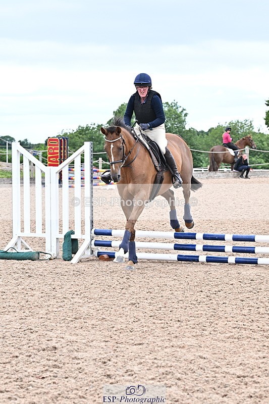 250610A-153940-00029 - Clear Round and 60cm