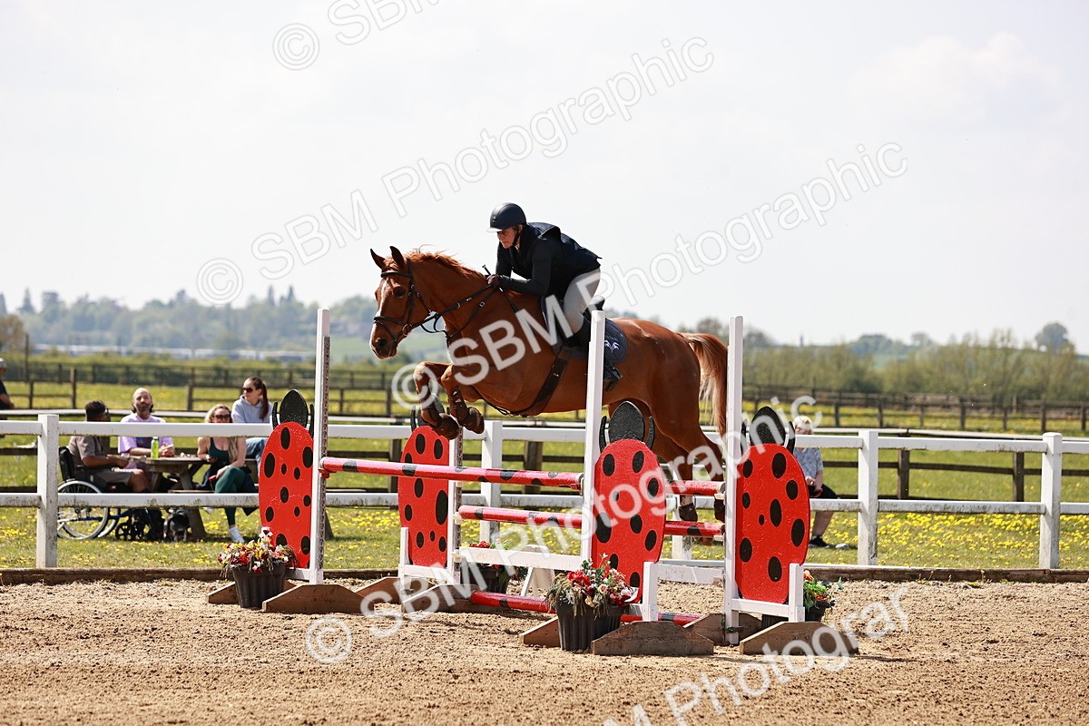  - Class 24 - Senior Newcomers - 1.10m