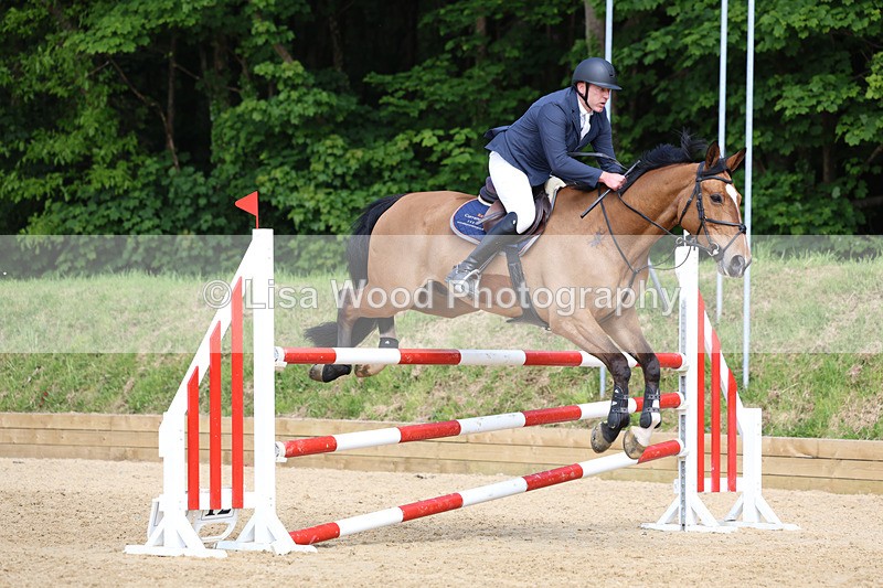 3E7A1206 - Class 14: Senior 1.15m Open