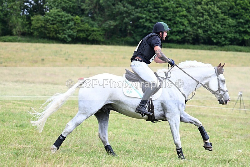 240630X-160716-10501 - 510-Gareth_Eva-BALLINACOURTY_BOY_TWO
