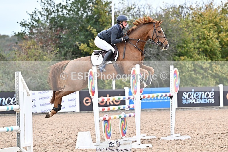 251015-134416-00641 - Cls 4 Newcomers and 1.10m Open