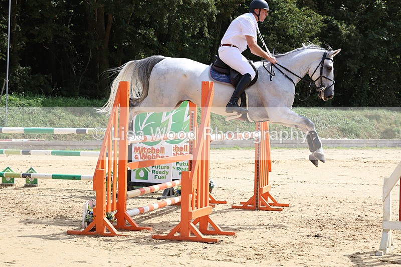 3E7A1855 - Class 9: Senior Foxhunter/1.20 open