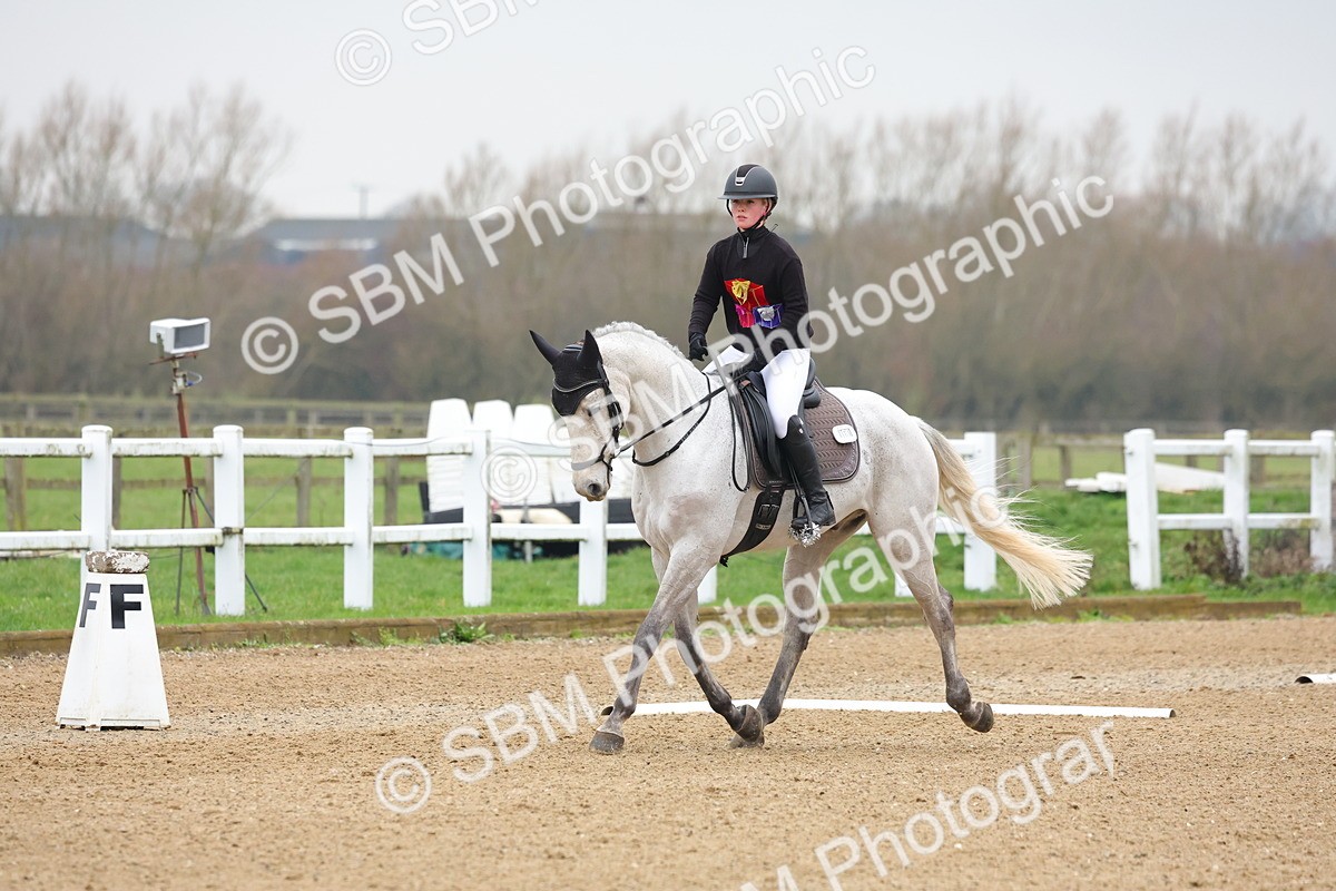 SBM_001256 - Class 8-11 - Novice 2 - Elementary 2