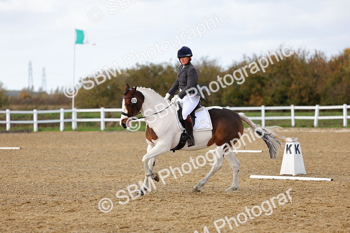 SBM_002653 - Class 8-11 - Novice 1-E1
