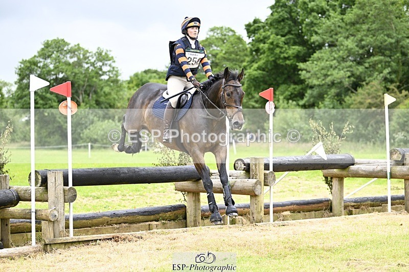 240623-111943-01432 - BE 90 XC 10-30 to 11.30