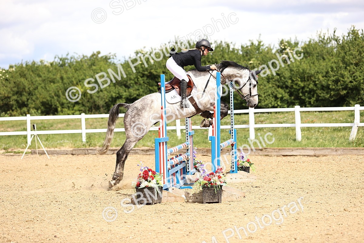 SBM_006521 - Class 16 - Senior British Novice - 90cm
