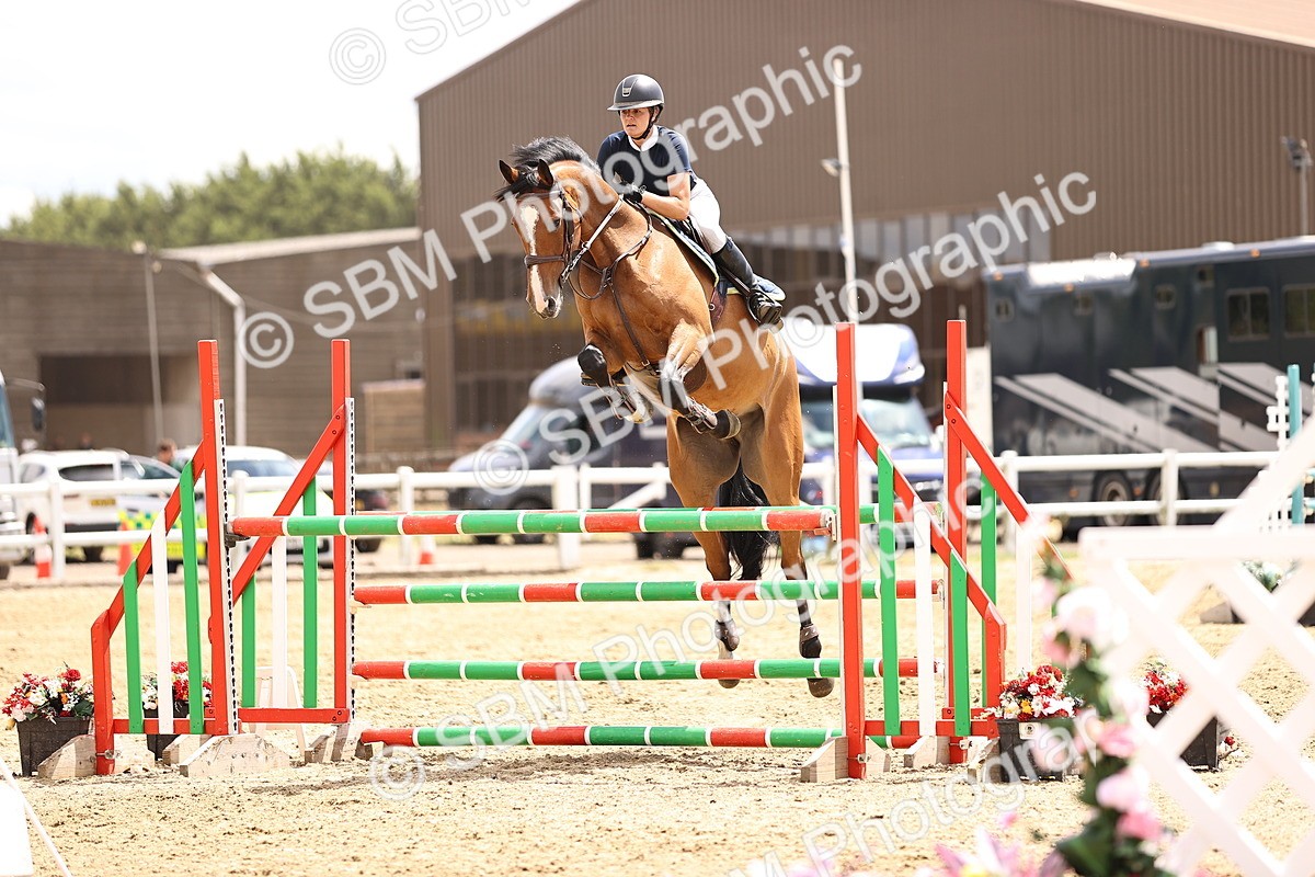 SBM_003818 - Class 22 - Senior Foxhunter 1.20m